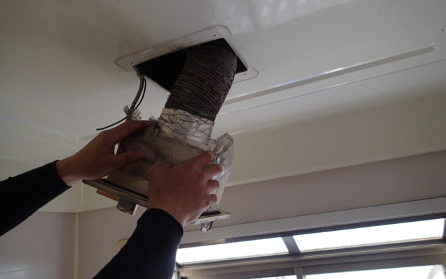 換気扇本体外し